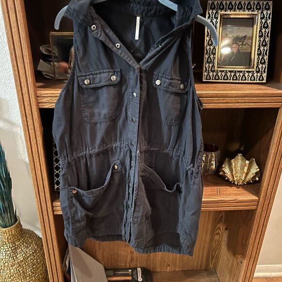 FREE PEOPLE TOO FAR TUNIC - Picture 3 of 5